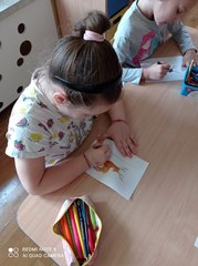Spotkanie przedszkolaków z pisarką